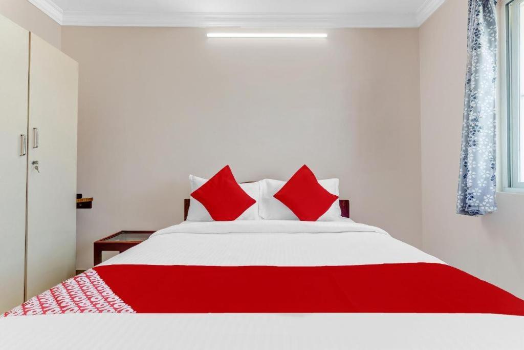Pn Samy Inn Pondicherry Exterior photo